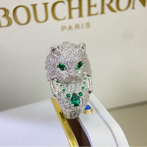 Silver and Green Panther Ring - Picture 1 of 4